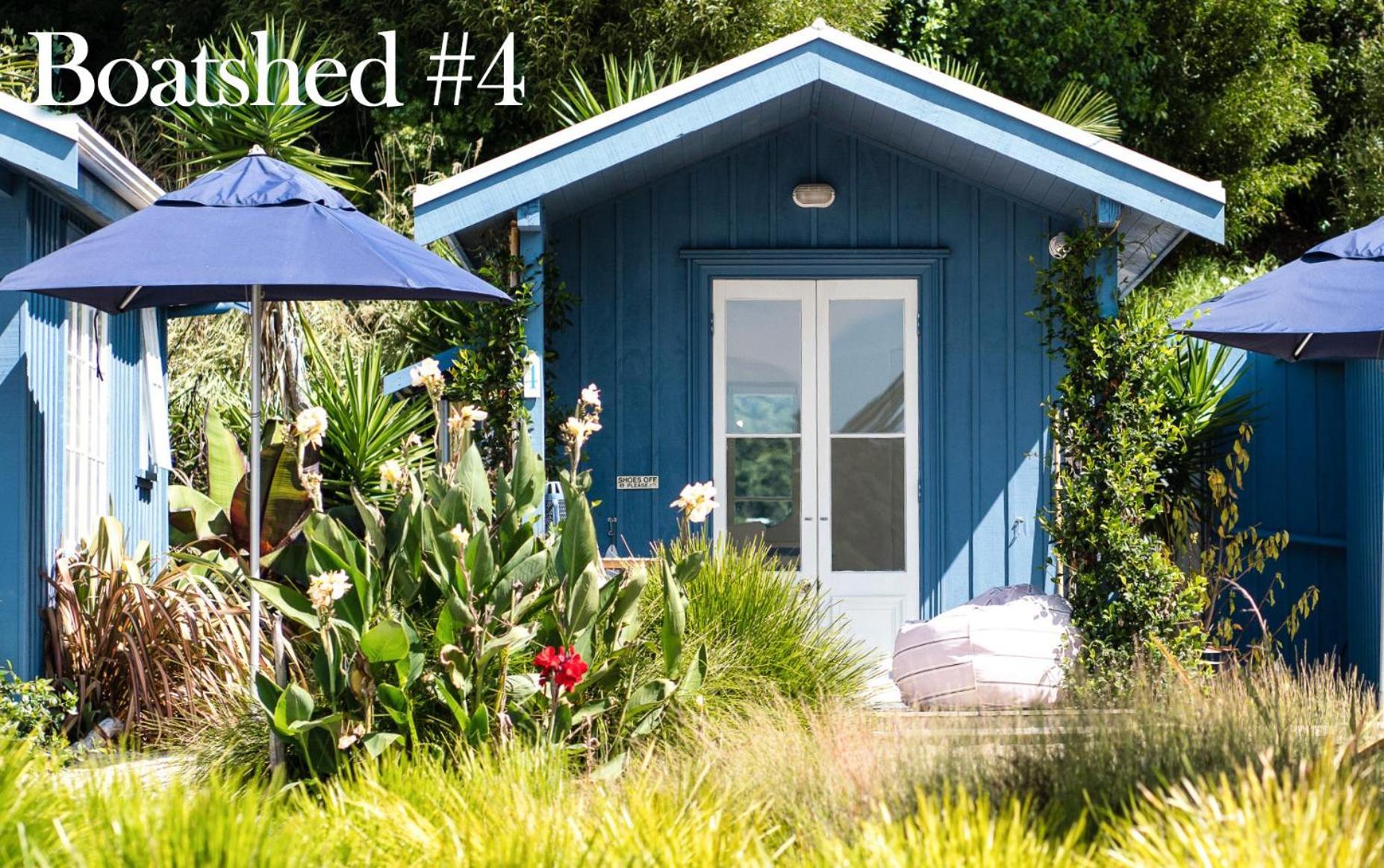 Boatsheds On The Bay, Waiheke Island Lägenhet Ostend Rum bild