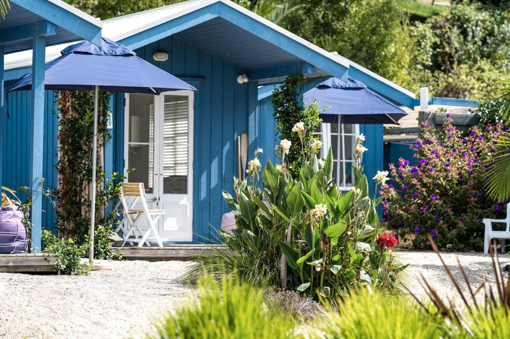 Boatsheds On The Bay, Waiheke Island Lägenhet Ostend Rum bild